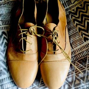 Garnet Hill Oxford shoes size 9